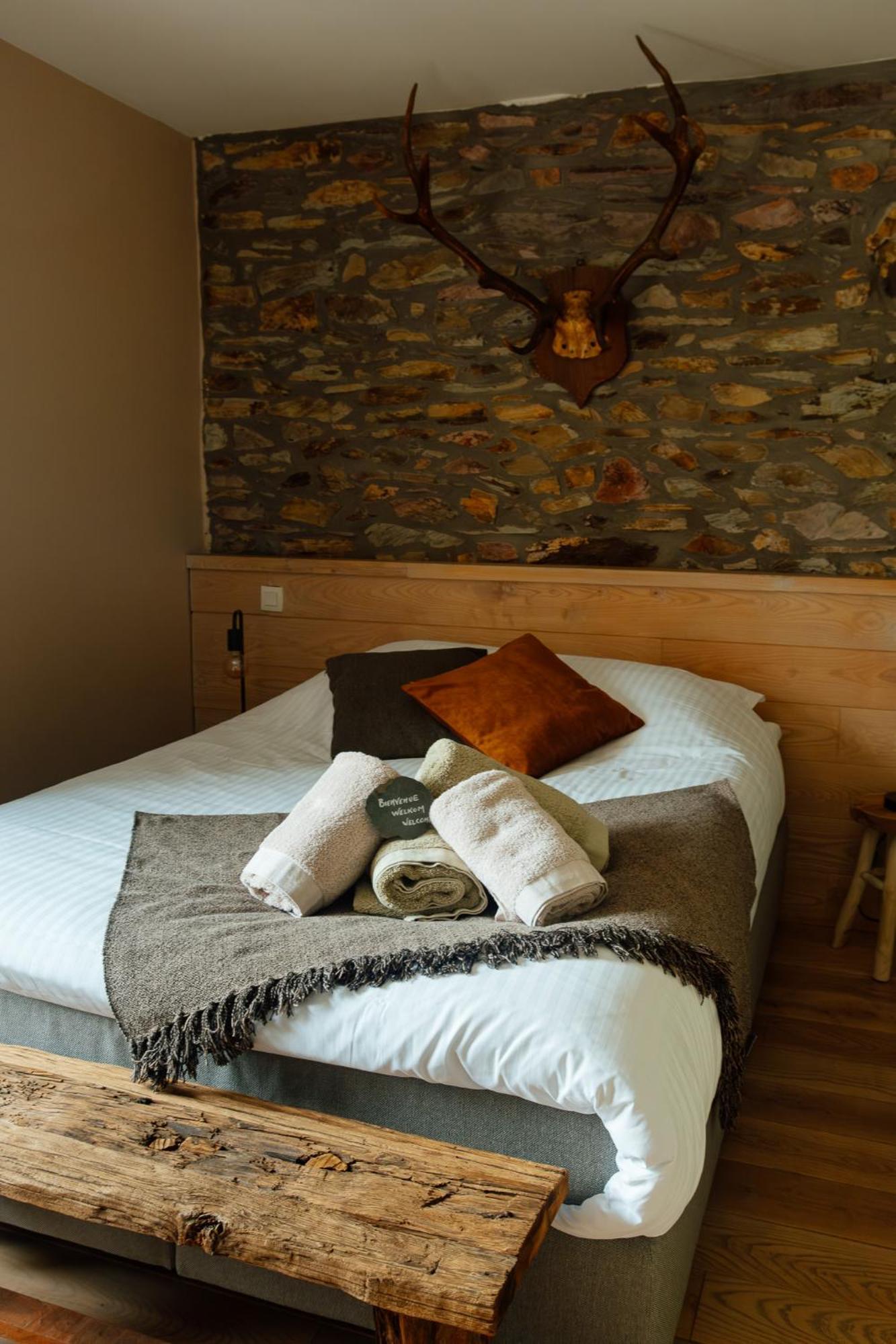 Ma Bauge Bed and Breakfast Libin Eksteriør billede